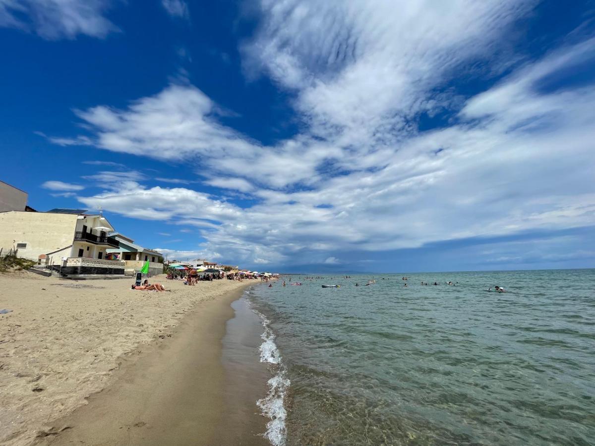 Villa Paradiso Fronte Mare Agnone Bagni Exterior foto